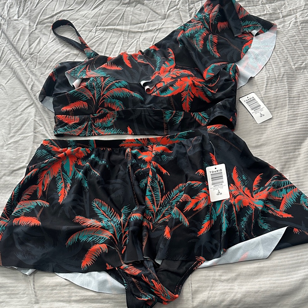 torrid Black Tropical Palm One-Shoulder Bikini Set with Skirted Bottoms